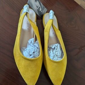 BNWT Yellow Suede Women's Slingback Flats